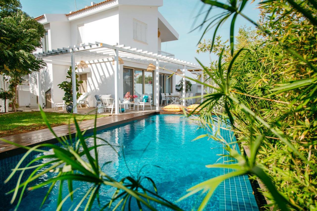 Island Home Seaside Villa Paralimni Exterior foto