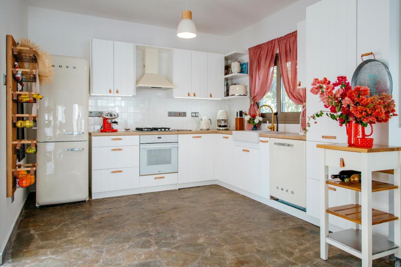 Island Home Seaside Villa Paralimni Exterior foto